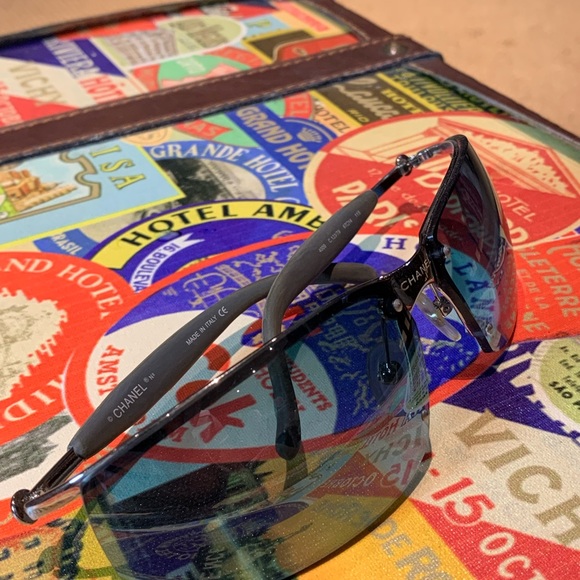 Chanel Sunglasses - Picture 9 of 12